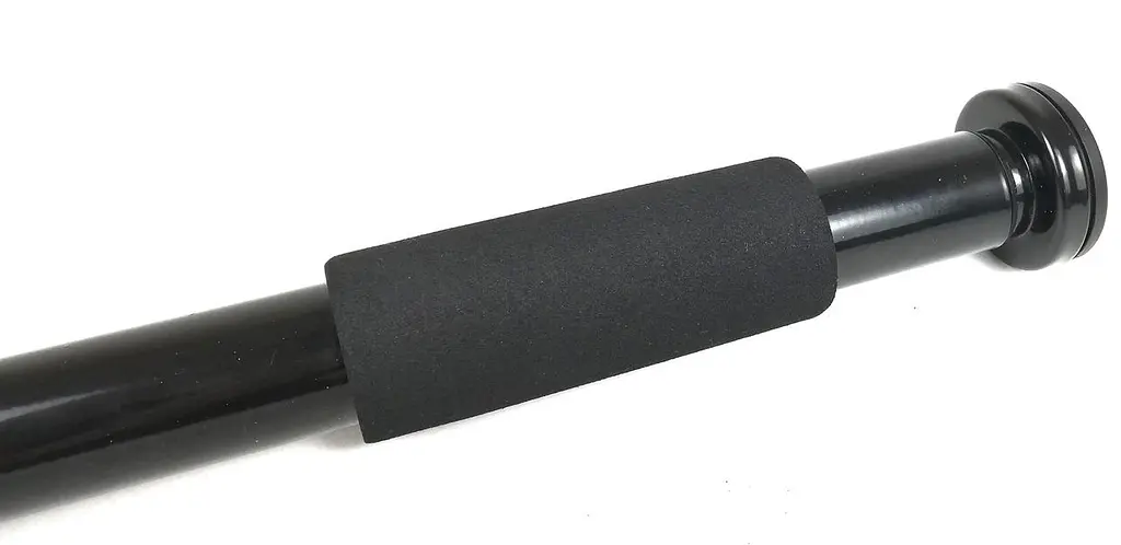 Розсувний розпірний турнік EasyFit 83-130 см Чорний (EF-1633-3) - фото 4