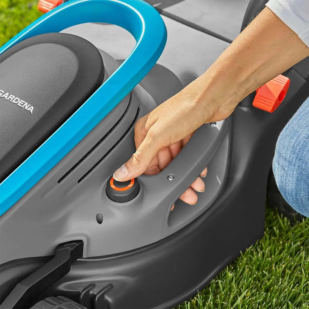 Газонокосарка електрична Gardena PowerMax 32/1200 G2 14633-20 (32 см, 30 л, 1200 Вт, 9.7 кг) - фото 3