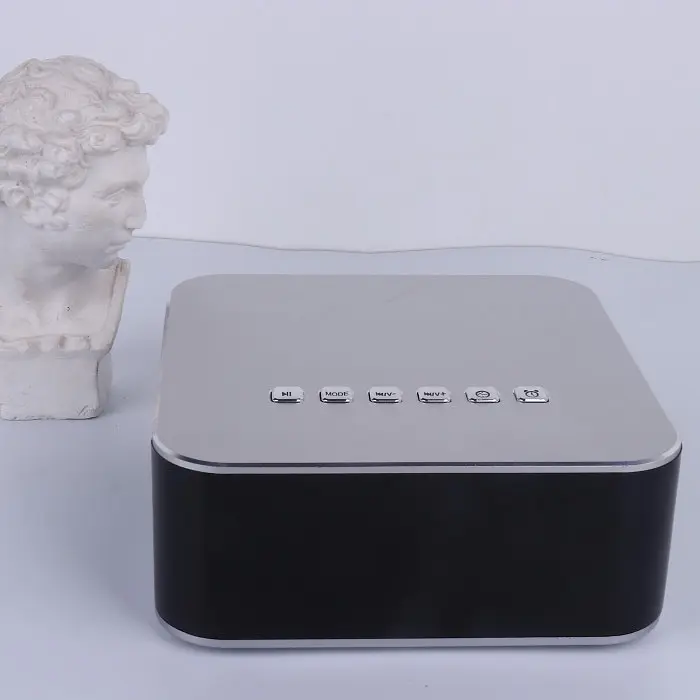 Портативна акустика Aspor Bluetooth A660 20 ВТ із дисплеєм срібляста - фото 2
