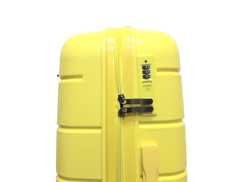 Валіза міні XS+ з поліпропілену Milano bag 030 40л Жовтий - фото 6
