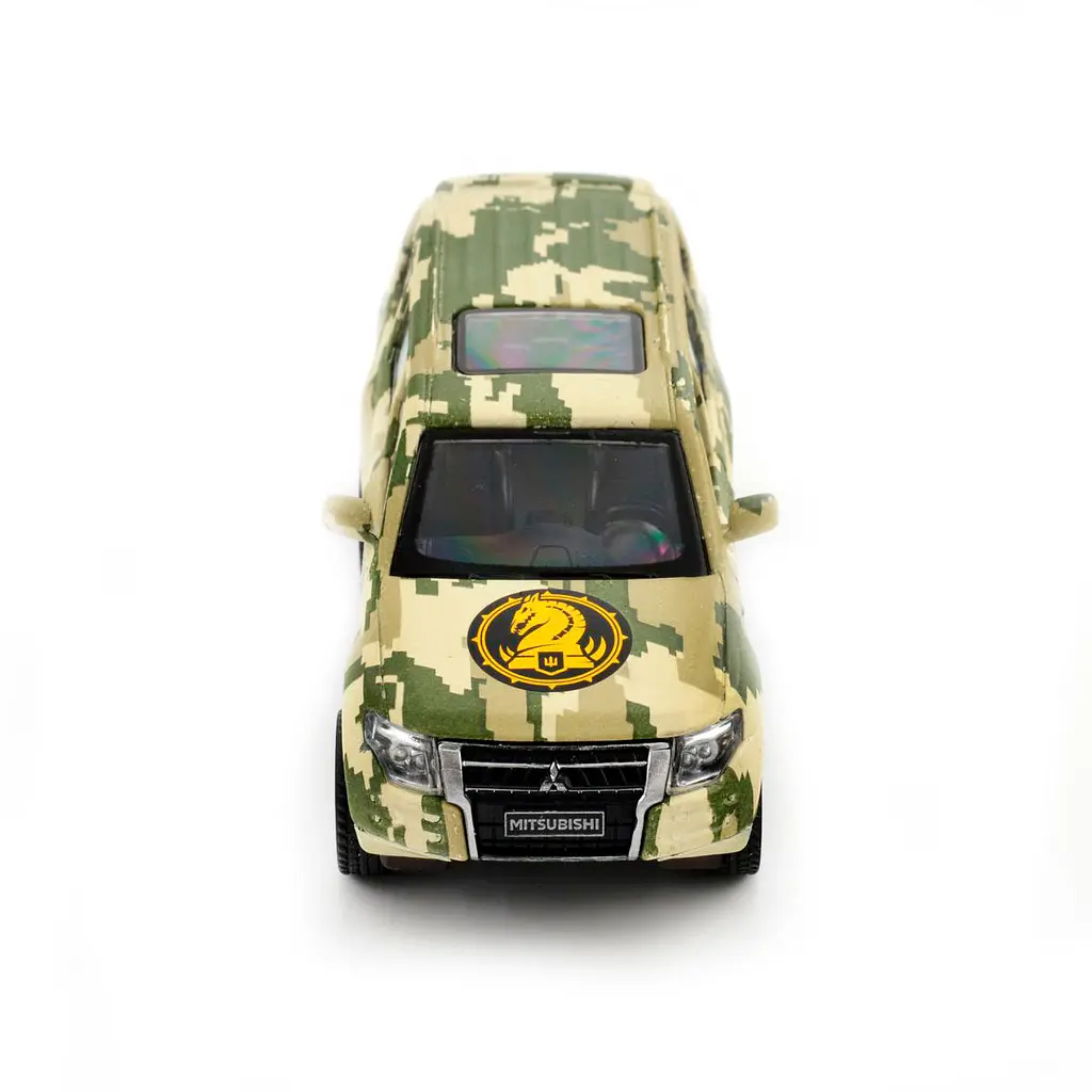 Автомодель TechnoDrive Шеврони Героїв Mitsubishi Pajero 4WD Turbo 47 ОМБр (250361M) - фото 2