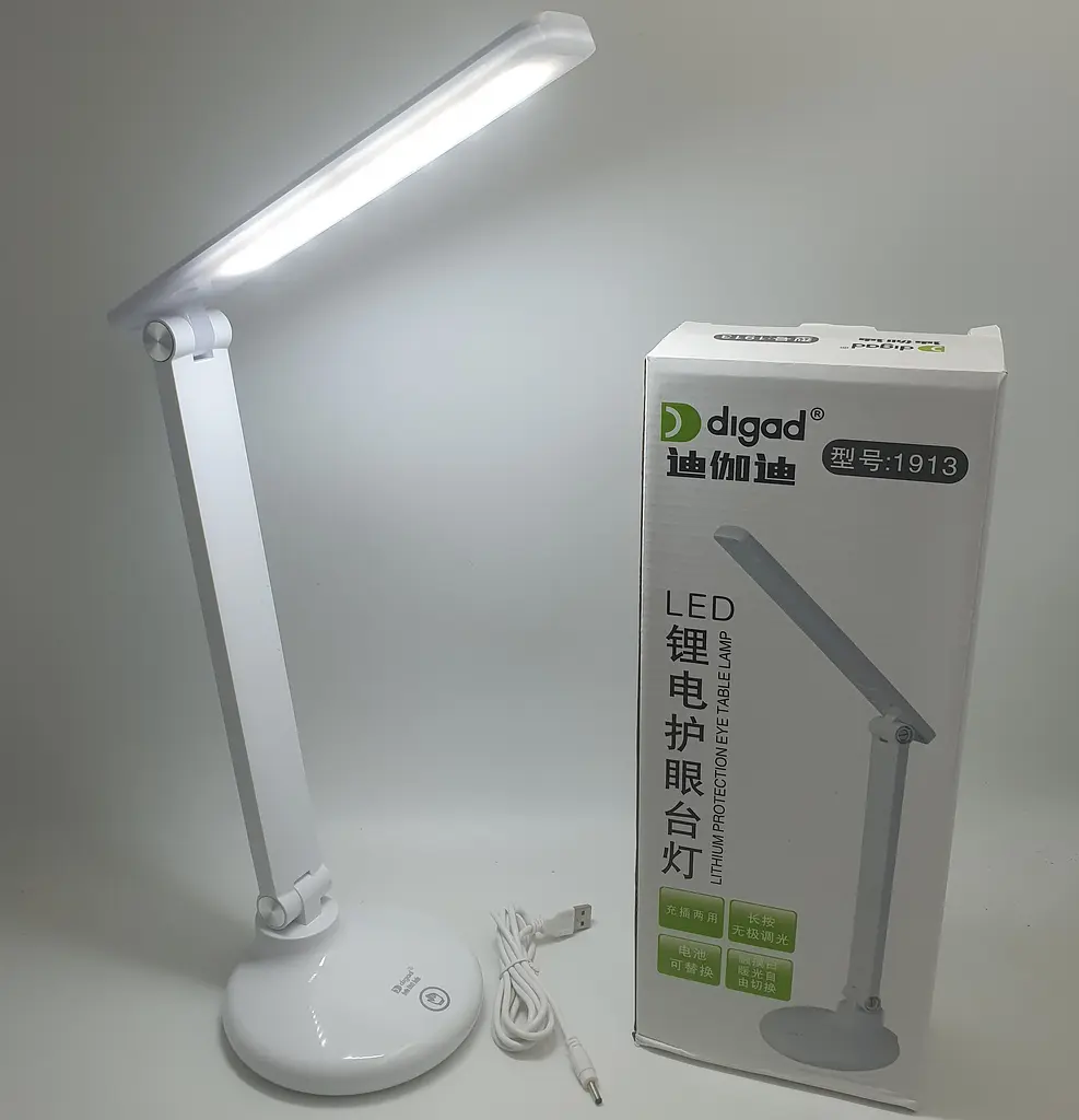 Настільна LED-лампа 40 см сенсорна світлодіодна 2,5 W акумуляторна (знімний 18650 3000 mAh) 3000–6000 K Digad 1913 - фото 3