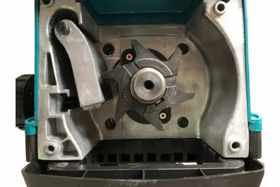 Заслінка подачі садового подрібнювача гілок Makita UD2500 (652023709) - фото 5