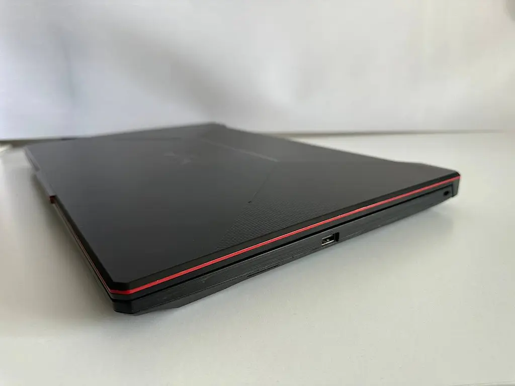Ігровий ноутбук ASUS TUF Gaming A17 FA706IH-RS53 17.3" 144Hz (Ryzen 5 4600H / 16GB / SSD 256GB / GTX 1650 4GB) Refurbished - фото 14