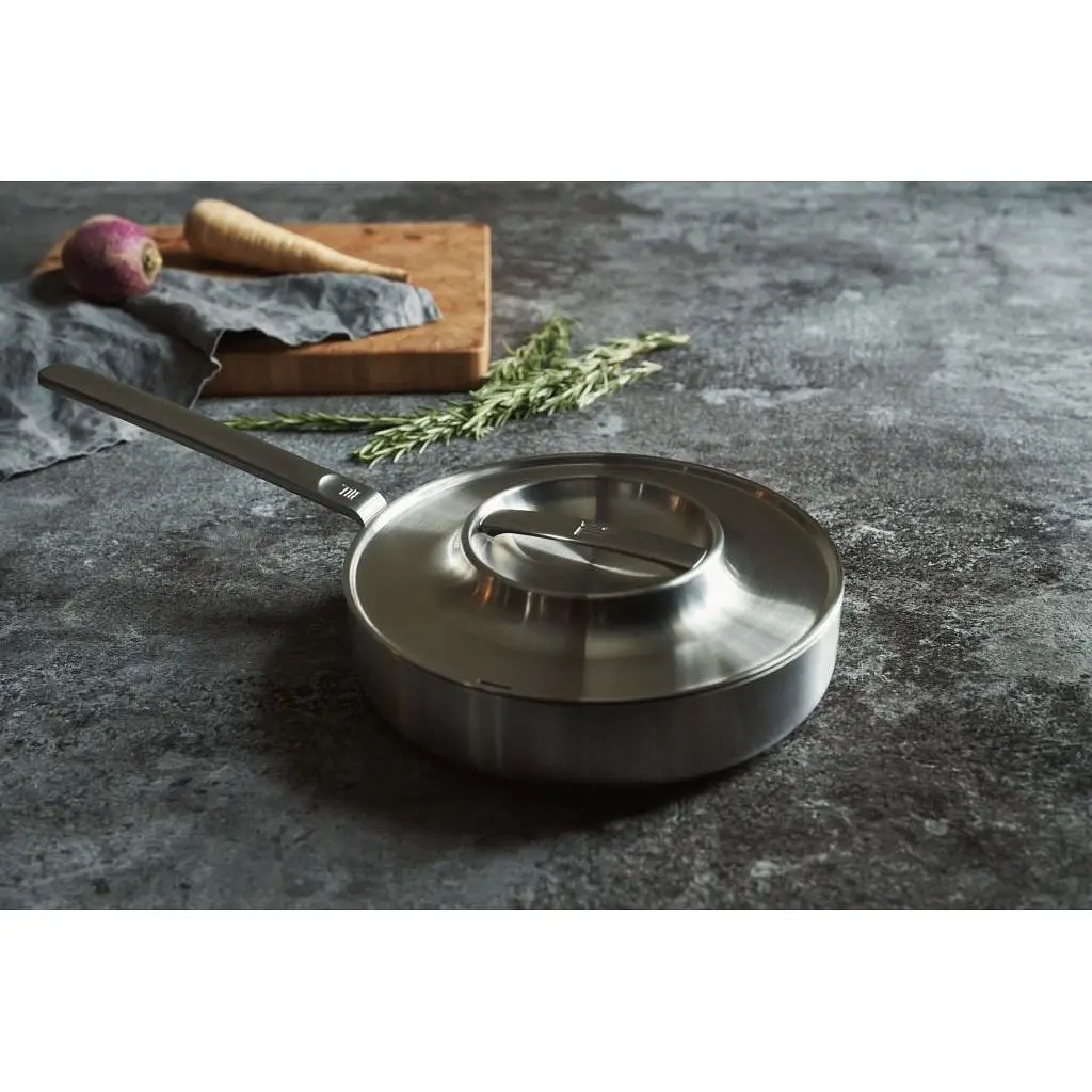 Сотейник Fiskars Norden з кришкою 26 см (1026906) - фото 4