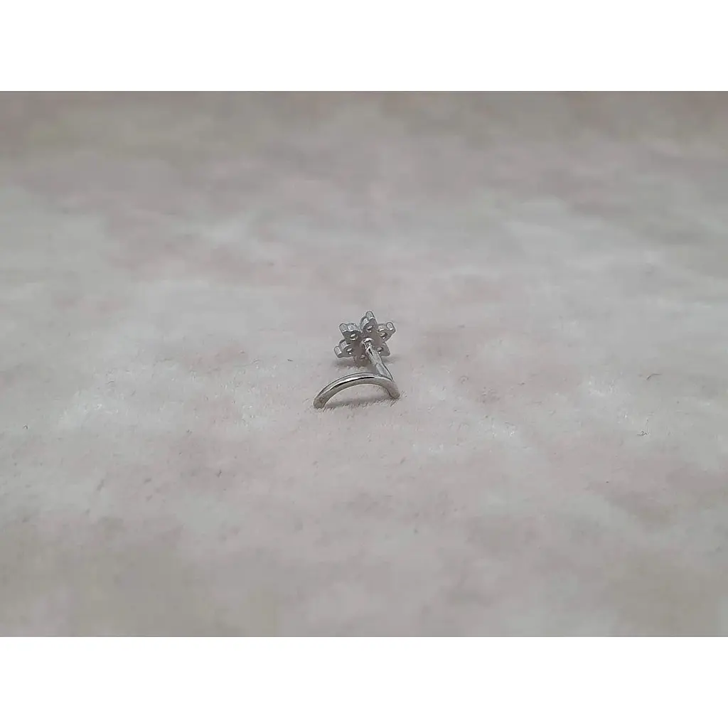 Золота сережка-пірсинг Астор в ніс с фіанітами. Квітка. 2182434Б - фото 4