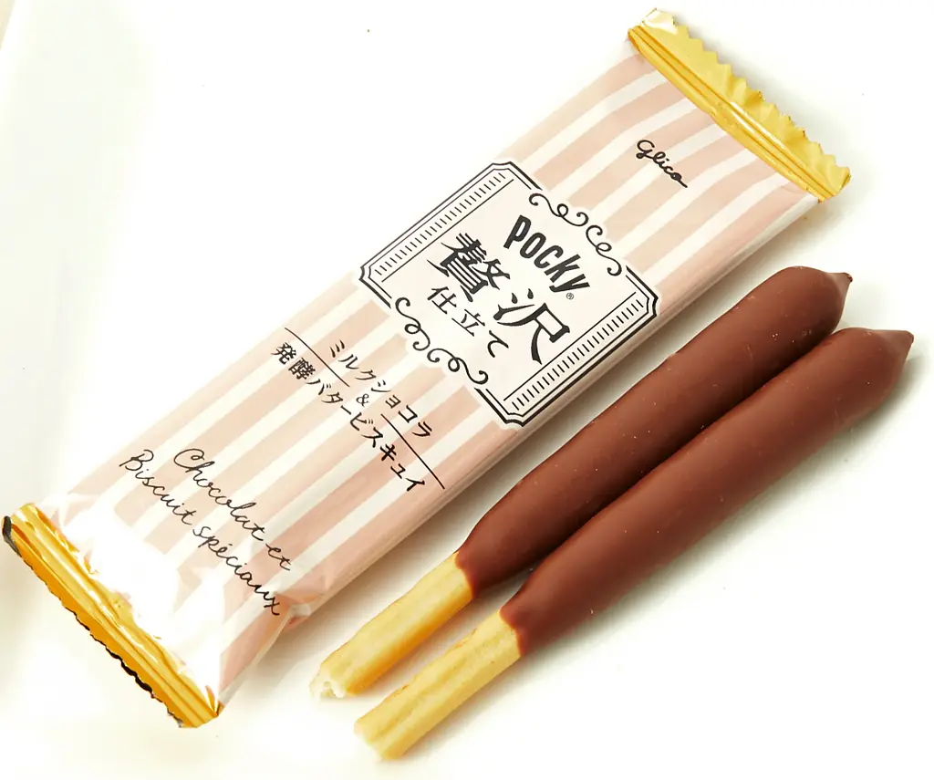 Японські палички Glico Pocky Luxury Milk Chocolat 10х2шт, 110г - фото 2