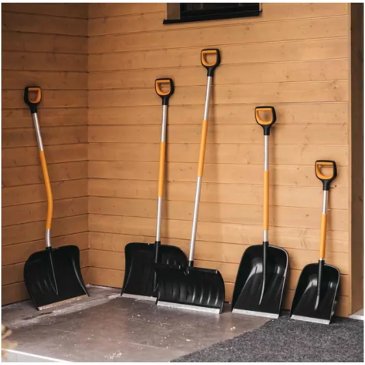 Скрепер для прибирання снігу Fiskars X-series (1057178) - фото 7