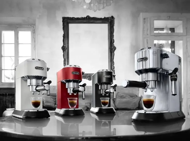 Кавоварка ріжкова Delonghi EC 685.R [55896] - фото 3