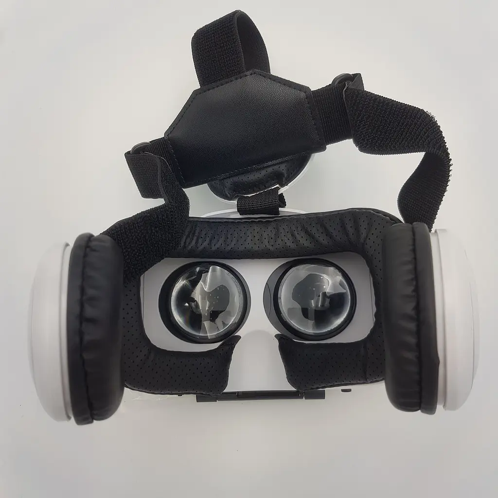 3D окуляри віртуальної реальності для смартфона з навушниками і пультом BOBO VR Z4 білий - фото 14