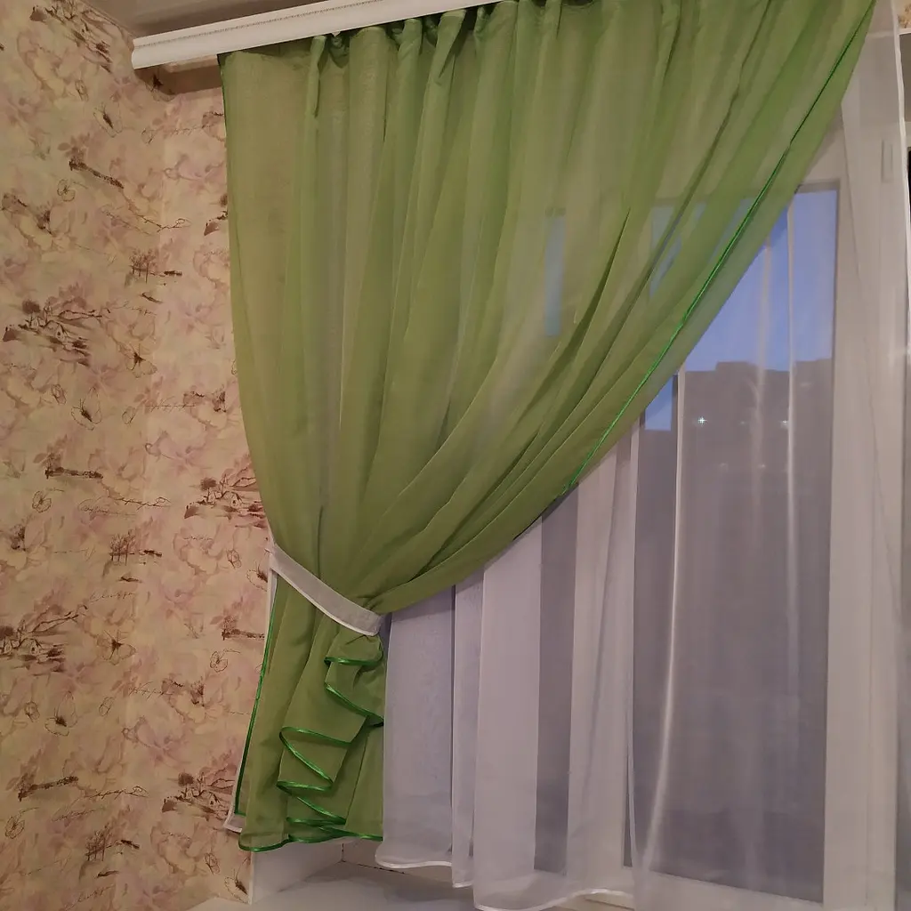 Короткий тюль для кухні салатово-білого кольору на тасьмі 1,7м на 3м. ALBO pbe0052821 - фото 2