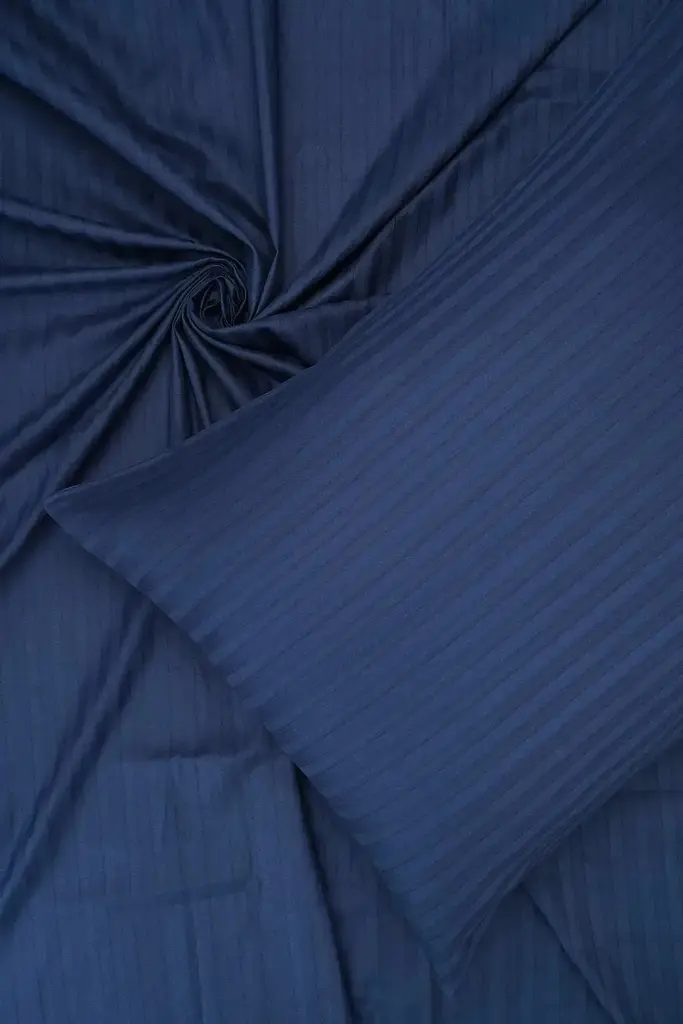 Комплект постельного белья Good-Dream Страйп-сатин Dark Blu Семейный темно-синий (GDSSDBBS1452102) - фото 3