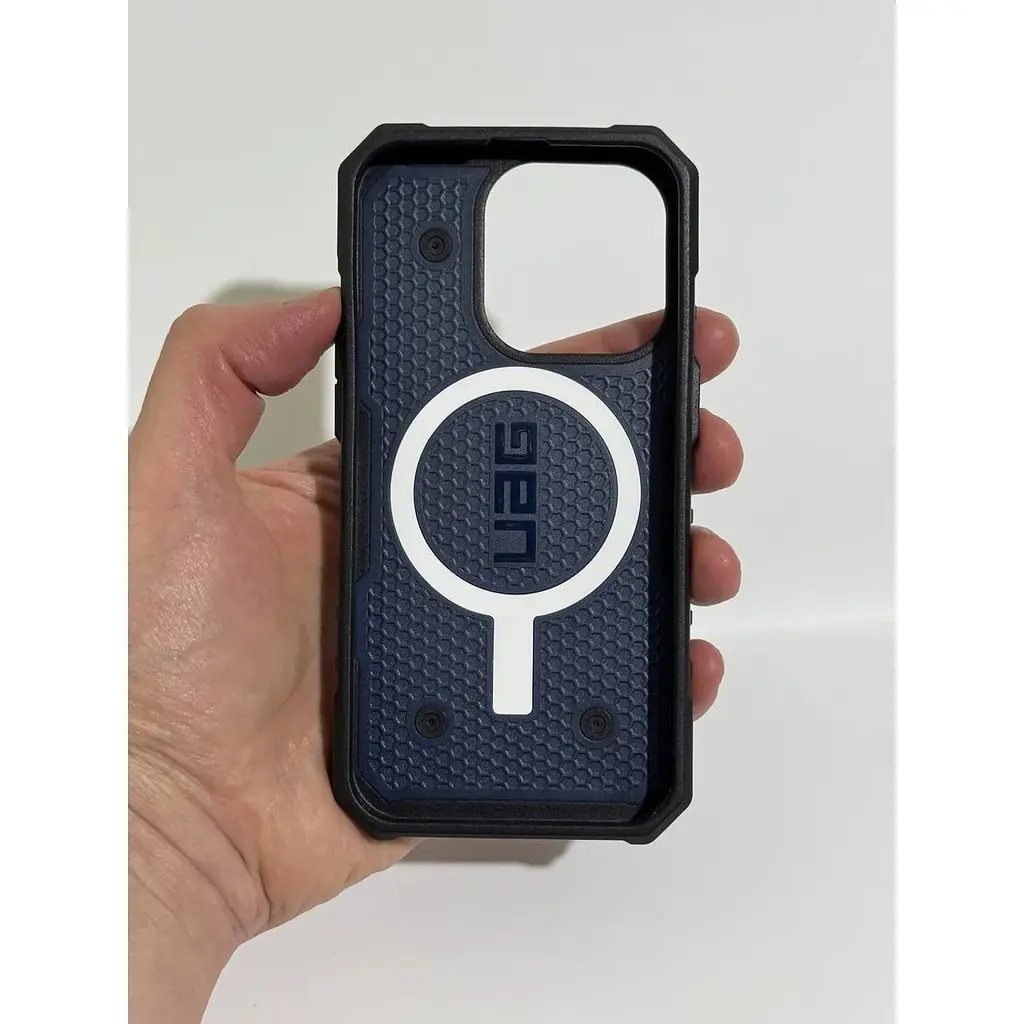 Оригинальный противоударный чехол UAG Pathfinder MagSafe для iPhone 14 Pro (6.1") Mallard 114054115555 - фото 9