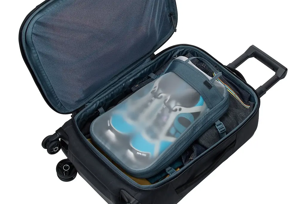 Дорожня сумка Thule Aion Carry on Spinner TARS122 Black (6808622) - фото 4