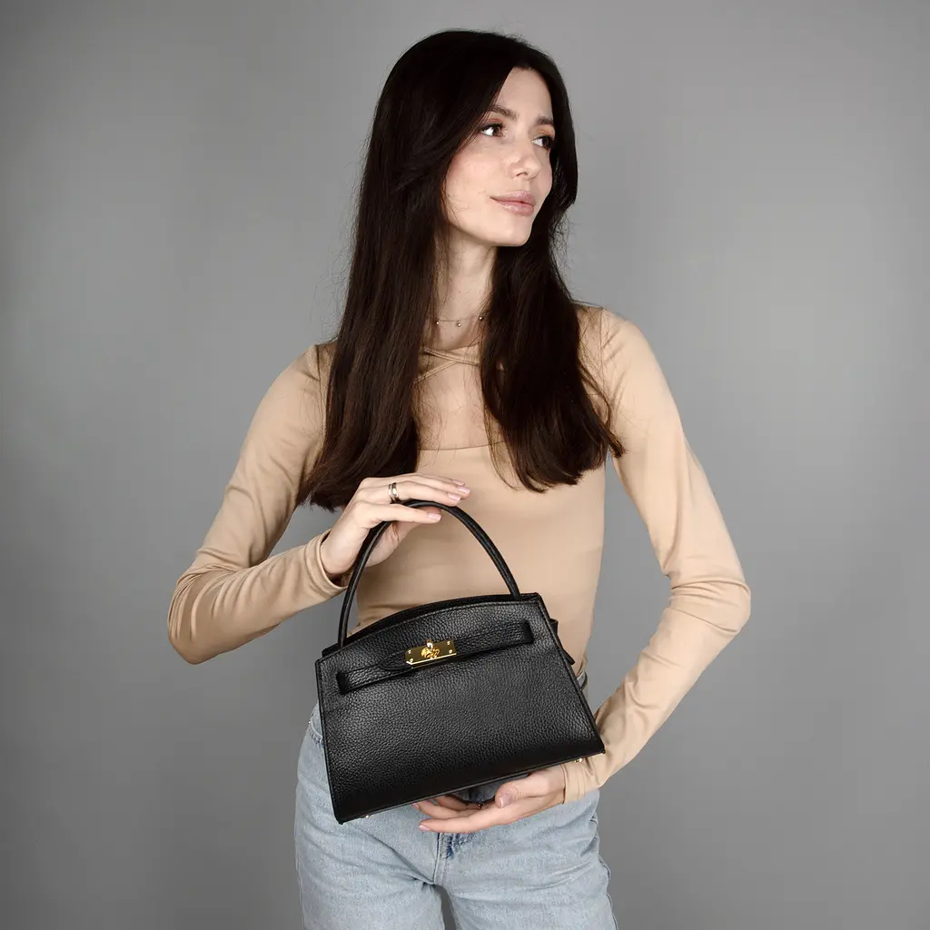 Сумка жіноча шкіряна Virginia Conti 03836 чорна маленька - фото 6