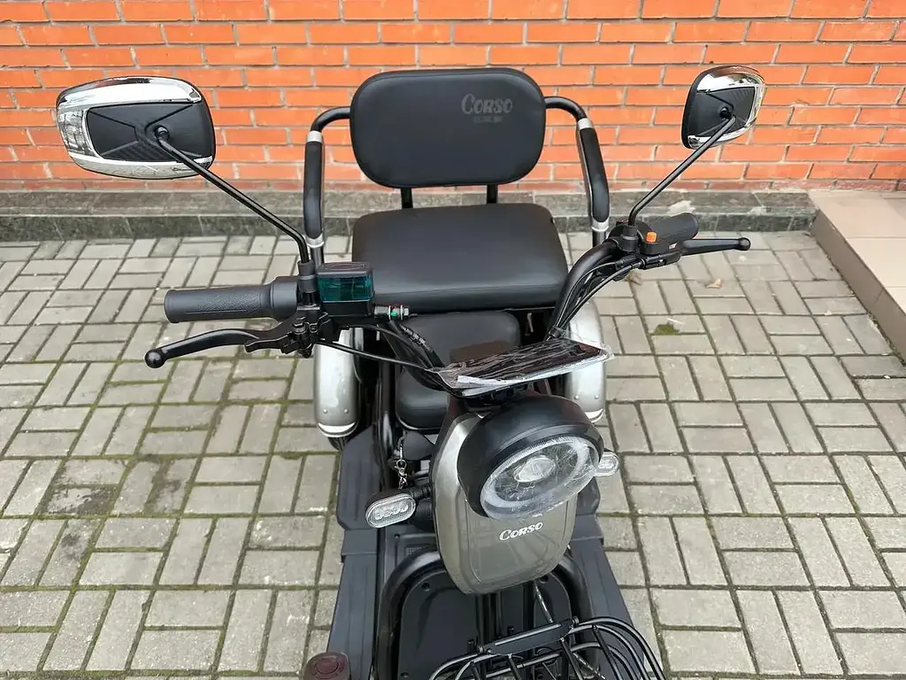 Электроскутер Трехколесный Corso Logan (1200W 72V/23Ah) Серый - фото 3