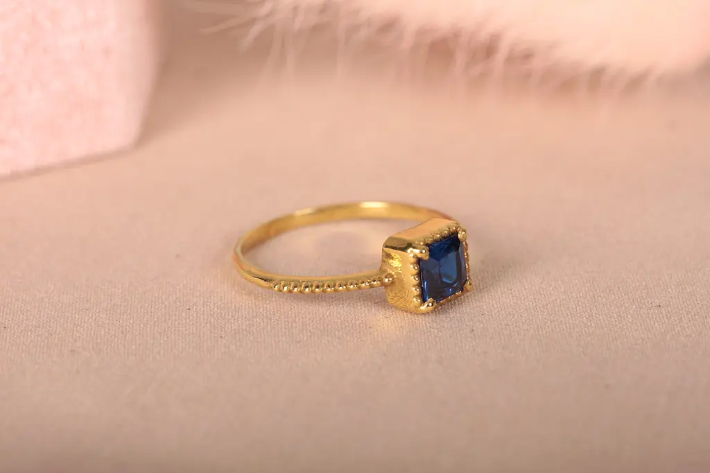 Каблучка з жовтого золота з синім фіанітами 21 K-0218 - фото 8