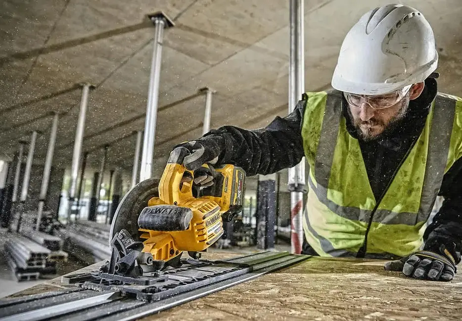 Пила дискова акумуляторна DeWalt з АКБ та ЗП DCS579T2 - фото 5