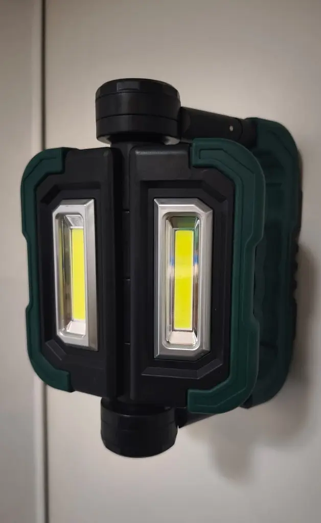 Прожектор акумуляторний Parkside 2x5 Вт, складний, функція Powerbank, 2 COB світлодіоди, магніт, підставка, літій-іонний акумулятор 5 Аг - фото 8