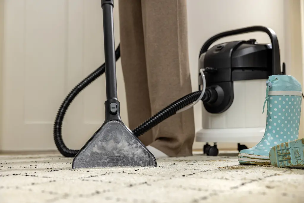 Пилосос миючий Karcher SE 4 - фото 9