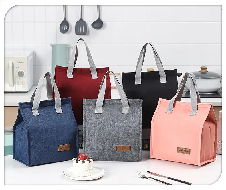 Сумка для ланчу 22,5x13x25,5 см в асортименті