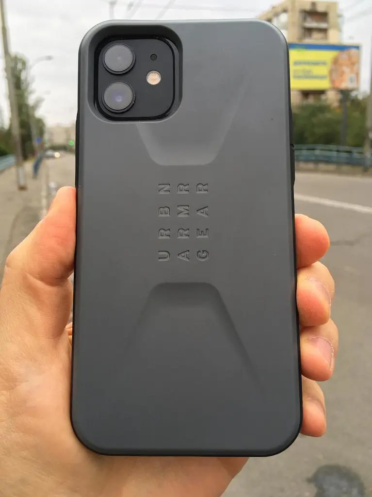 Чохол протиударний UAG Civilian 11235D113333 (Original) для iPhone 12/12 Pro (6.1") Silver - фото 3