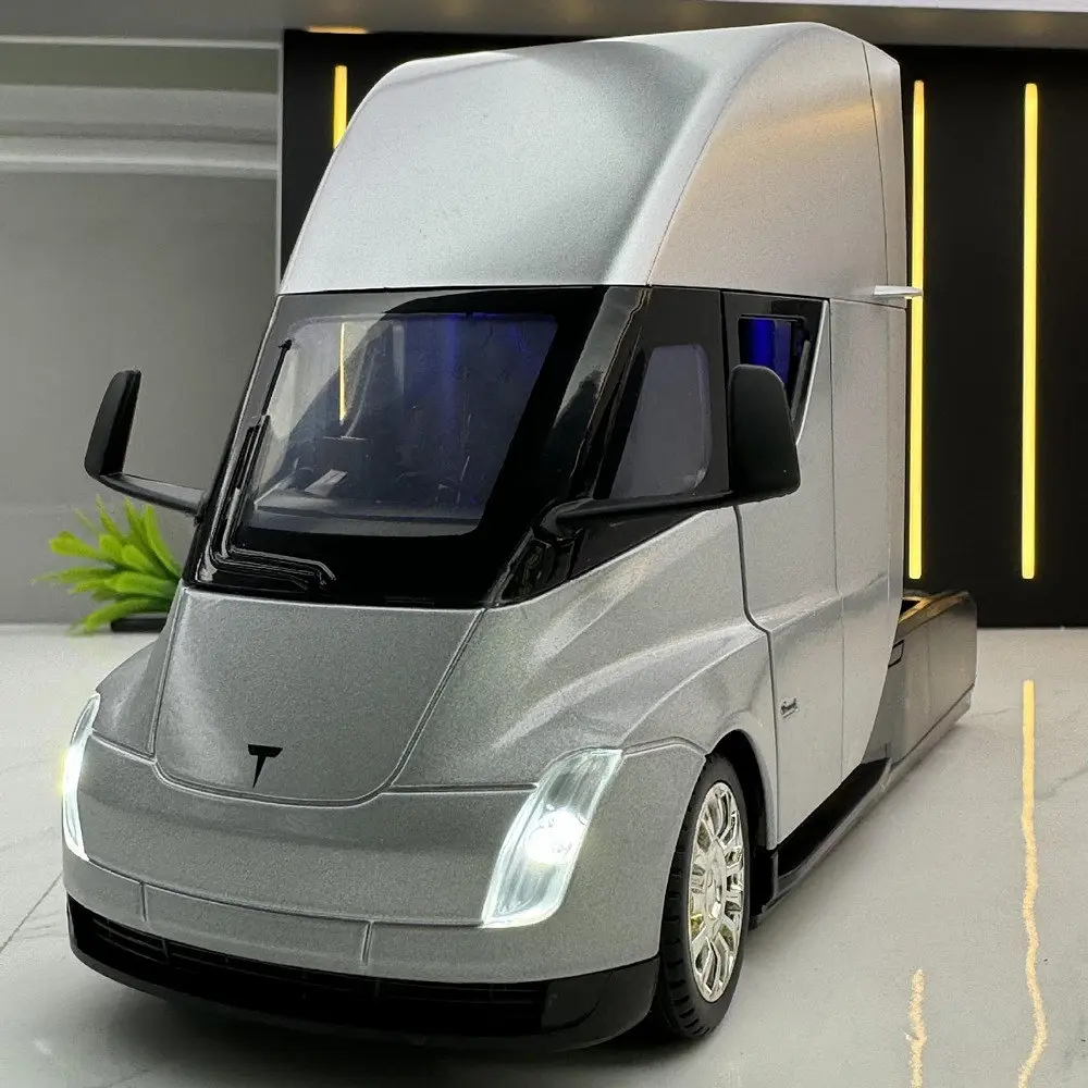 Колекційна металева модель вантажівки Автопром Tesla Semi Truck із зарядною станцією, інерцією, світлом та звуком 1:24 - фото 7