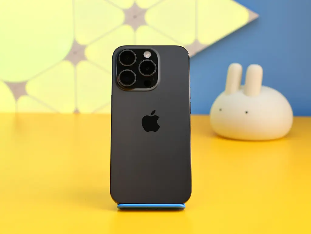 Смартфон Apple iPhone 15 Pro 128GB Black Titanium (MTUV3) Б/В [154638] - фото 6