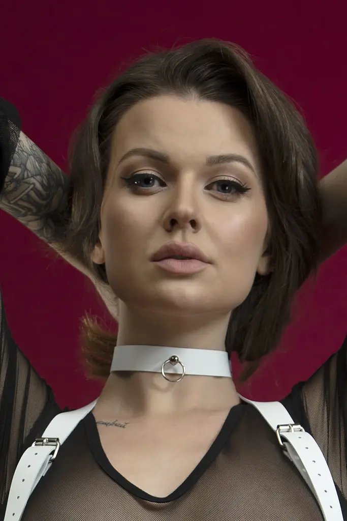 Чокер з кільцем для повідця Feral Feelings Choker, білий, натуральна шкіра