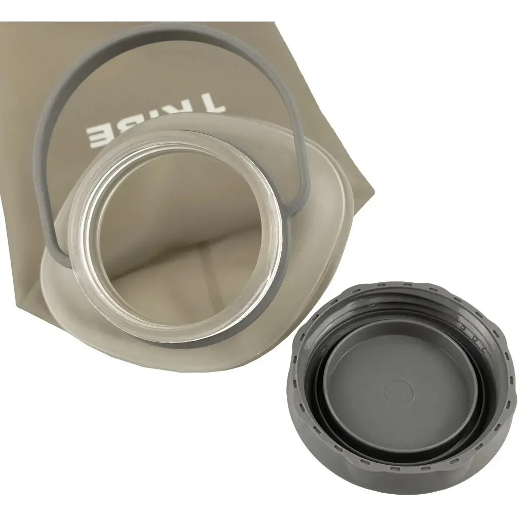 Пляшка для води Tribe Soft Bottle 1,5 л TPU м'яка grey (T-FE-0024-grey) - фото 3
