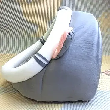 Затишна лежанка для тварин Derby Pet Beds Light Grey L - фото 3