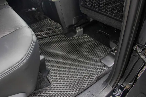 Килимки в салон EVA для Toyota Prado 150 2010-2021 (Металевий підп'ятник) Червоні 5 шт - фото 6