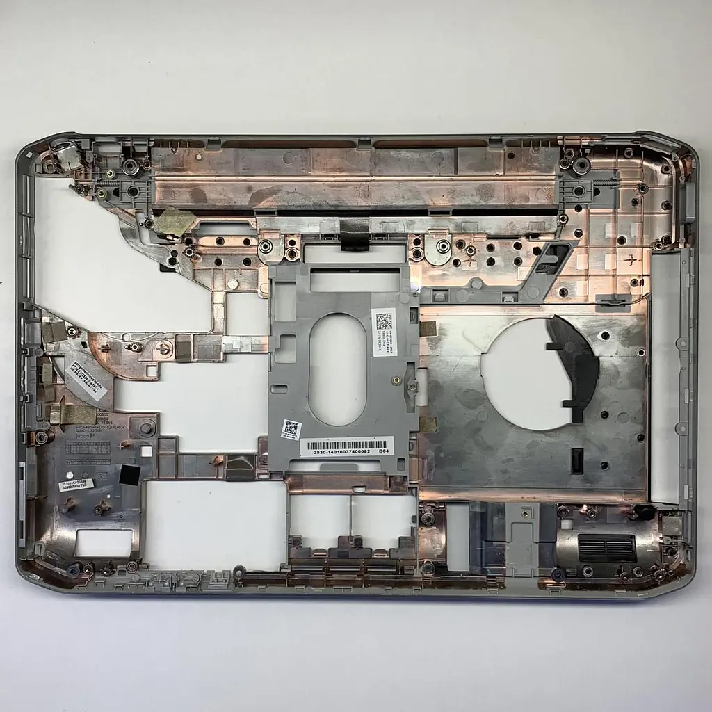 Нижняя часть корпуса для ноутбука Dell Latitude E5430 (0PJ04K) Б/у - фото 2