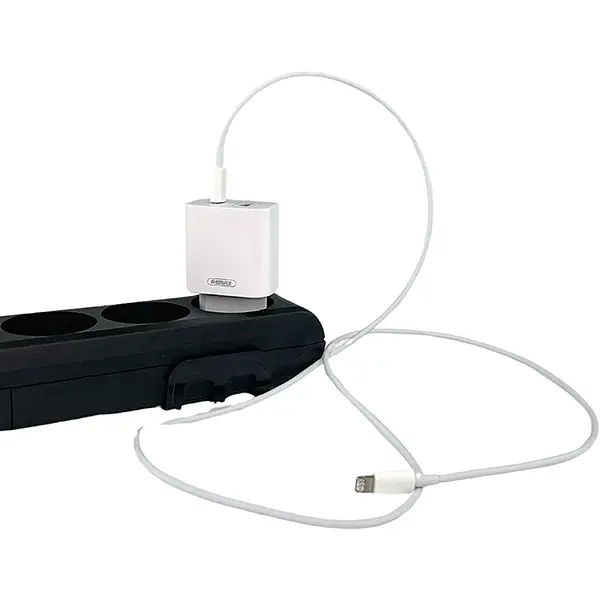 Быстрое зарядное устройство 20W Remax RP-U68 1xType-c 1xUSB-A PD+QC Белый - фото 5