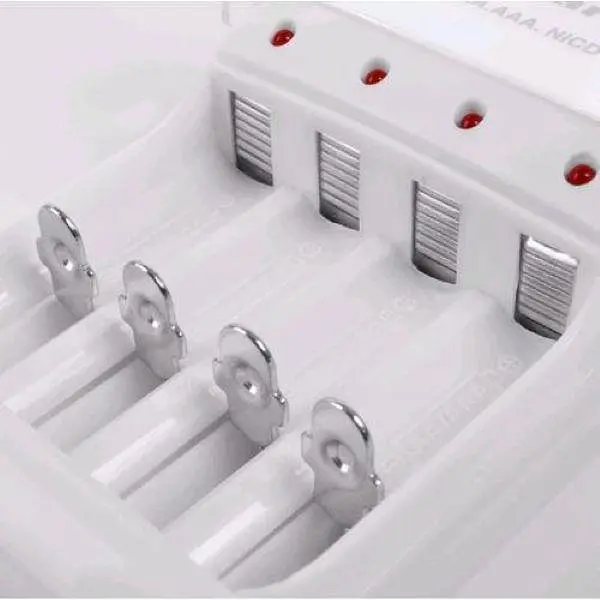Комплект зарядне + батарейки АА JiaBao JB-212 - фото 4