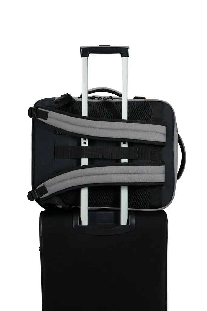 Рюкзак M 15.6" American Tourister TAKE2CABIN DARK GREY 45x36x20 91G*08005 - фото 3