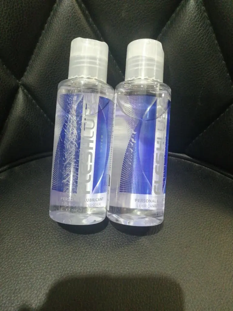 Лубрикант на водній основі Fleshlube Water (Вода) 100 мл (Потертості на етикетці!!!) - фото 2