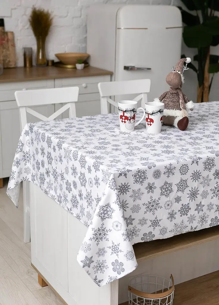 Новорічна скатертина 110х150 см біло-сіра Homedec