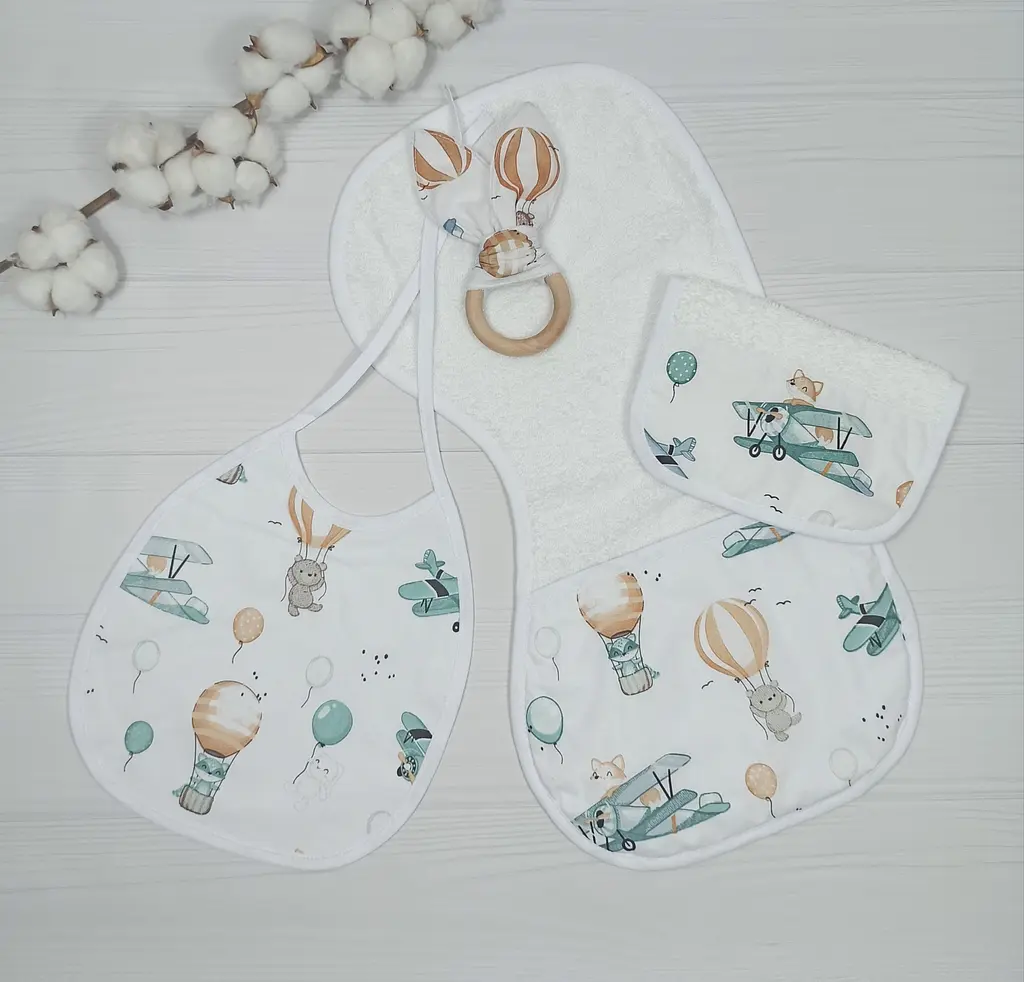 Набір для гігієни немовляти BeBidas + слинявчик a.l.babybox Політ звірів