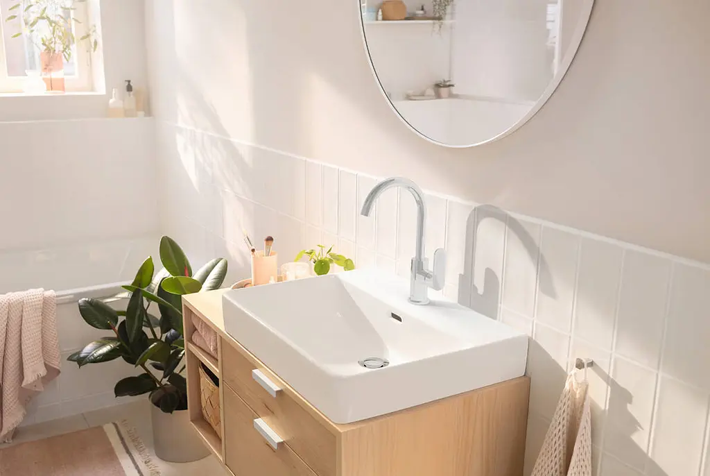 Змішувач для умивальника Hansgrohe Rebris S з донним клапаном та поворотним виливом chrome 72536000 - фото 2