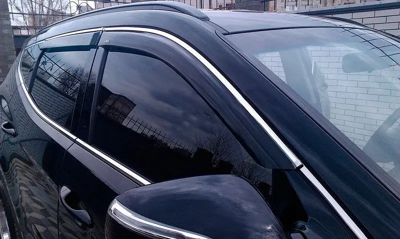 Дефлектори вікон Hyundai Santa Fe 2013- LWB З молдингом Хром - фото 3
