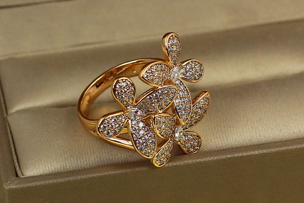 Кільце Xuping Jewelry Букет р 20 золотисте