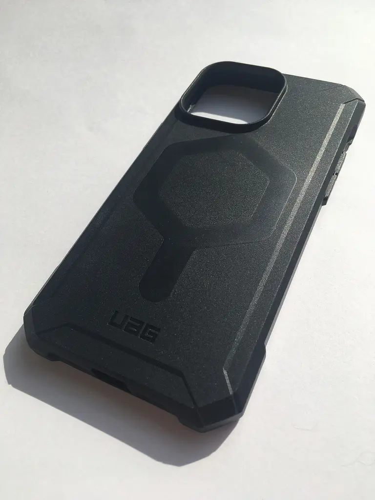 Оригінальний протиударний чохол для iPhone 15 Pro Max UAG Essential Armor MagSafe Black (114296114040) силіконовий - фото 3