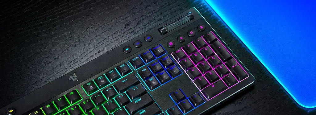 Razer Клавіатура механічна BlackWidow V4 Low-profile HyperSpeed, 104key, Green Switch, USB-A/WL/BT, EN, RGB, чорний - фото 5