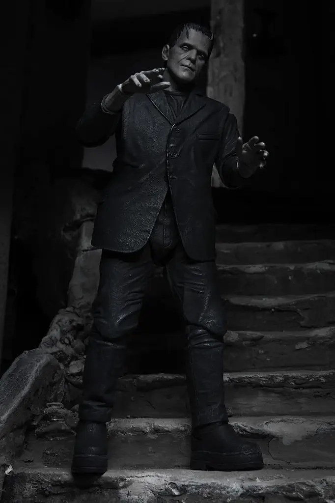 Коллекционная фигурка Neca Франкенштейн Ultimate Frankenstein monster 18 см WST movies F 02 Neca - фото 5
