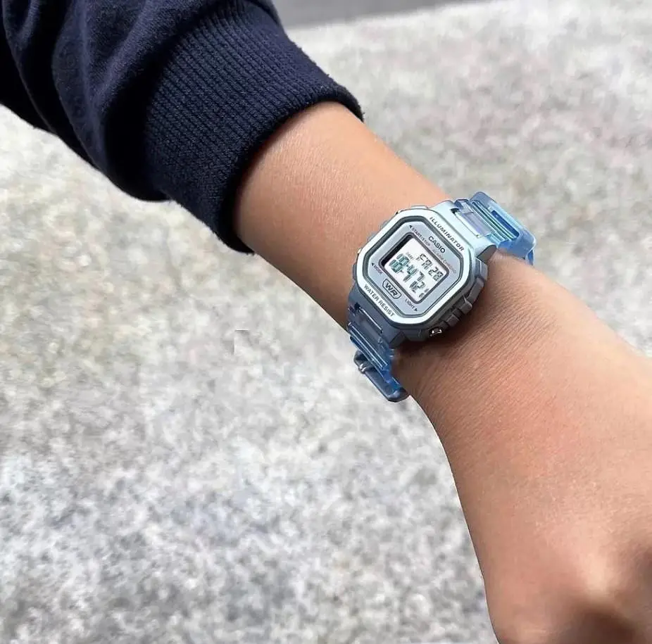 Годинник CASIO LA-20WHS-2AEF - фото 2