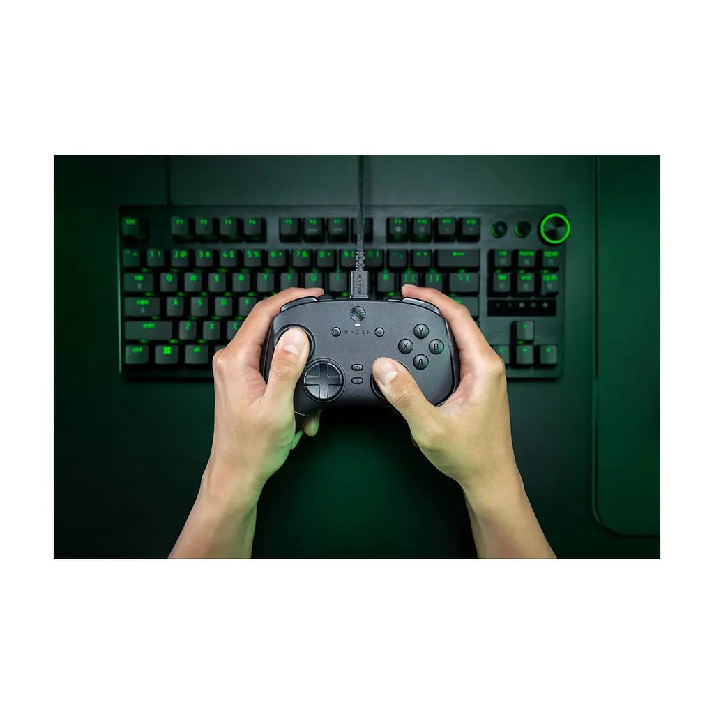 Геймпад Razer Wolverine V3 TE 8K PC Black (RZ06-05550100-R3M1) - фото 8
