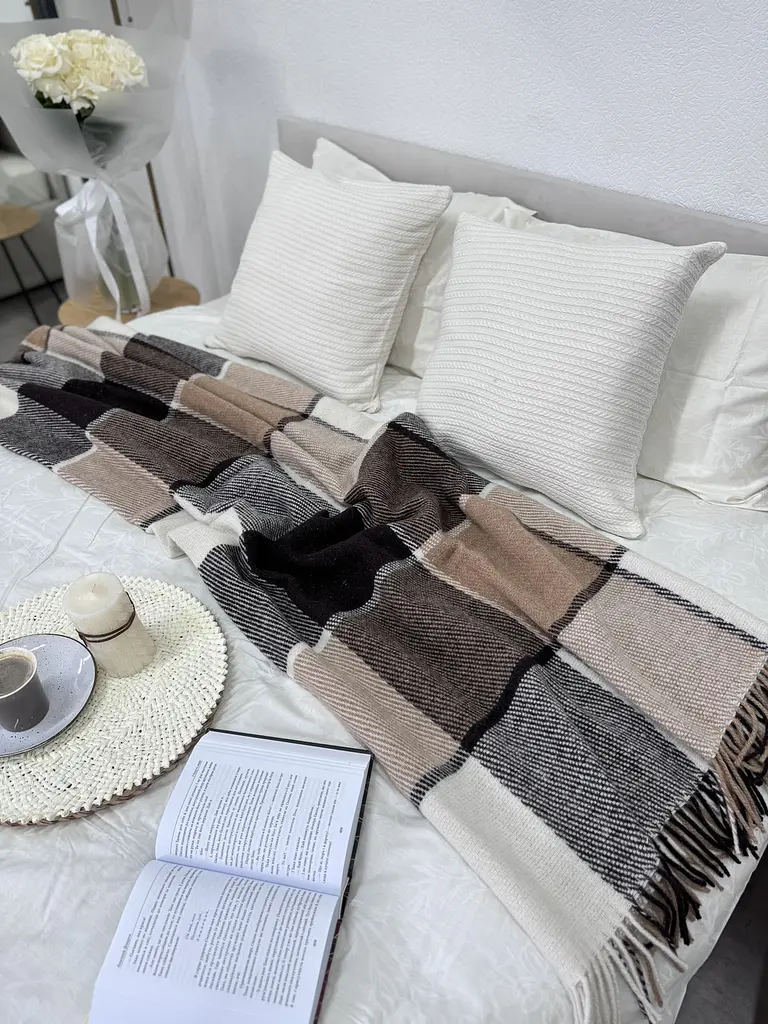 Плед Vladi 140x200 cм вовняний 70% Нова Зеландія коричневий (04104 біл.беж.кор.) - фото 3