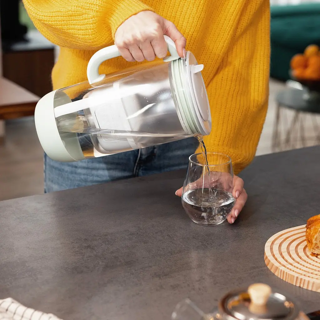Фільтр-глечик Brita ONE LED MXpro скляний світло-зелений (1061075) - фото 7