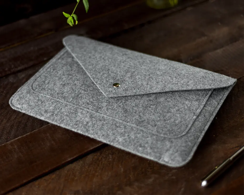 Чохол для ноутбука Gmakin для MacBook Pro 13 New Grey (GM07-13New) - фото 9
